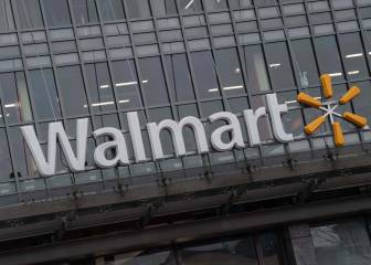 What is curbside pickup and what major stores offers the service?