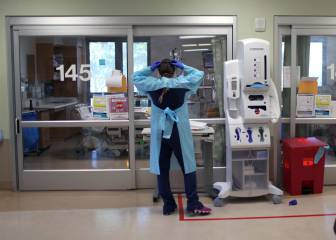 Is there a payment for essential workers in the HEROES Act?