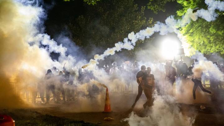 Why is tear gas banned in war but not from George Floyd protests?