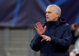Mourinho hints at Spurs’ financial worries
