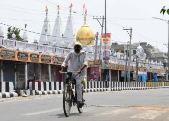 Delhi health minister in ICU following plasma treatment
