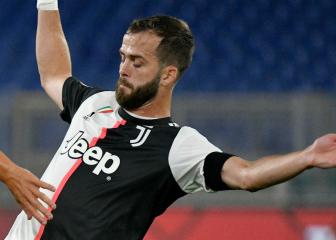 Sarri denies row with rumoured Barcelona target Pjanic