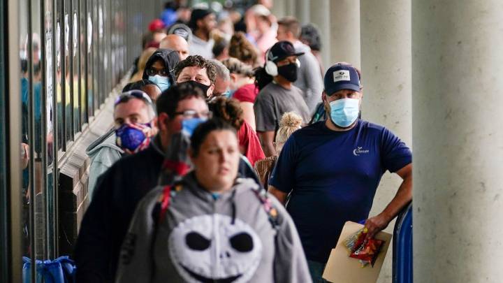 Coronavirus: US unemployment falls to 11.1% as June sees 4.8m new jobs