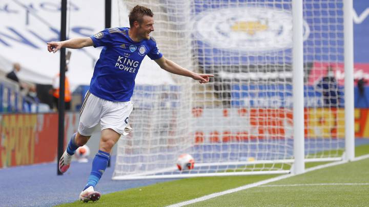 Leicester Jamie Vardy Brings Up His 100th Premier League Goal As Com