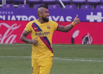 Barcelona hold on to keep LaLiga alive
