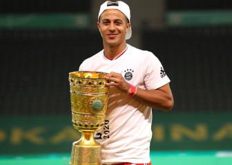 Thiago wants to leave but Bayern have had no offers, says Rummenigge