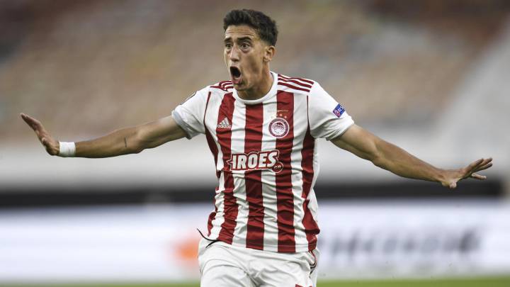 Liverpool Land Greek Left Back Kostas Tsimikas As Com