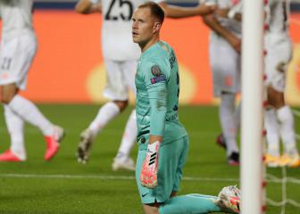 Neuer saddened to see German rival Ter Stegen concede eight