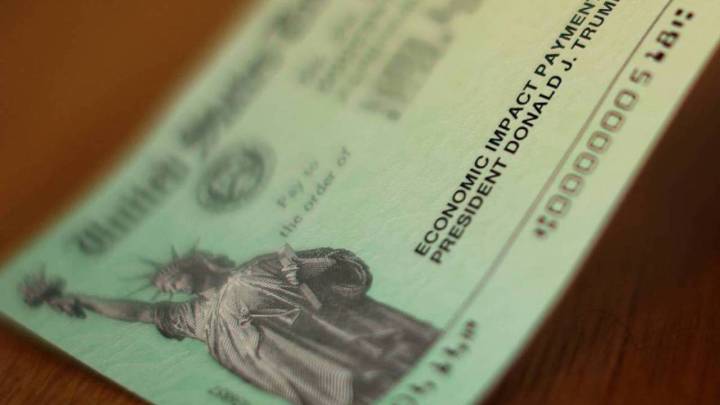 Stimulus check: Americans get missing $500 as IRS fixes error