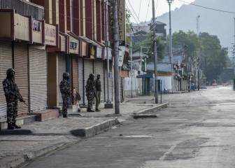 Manipur extends complete lockdown till end of August