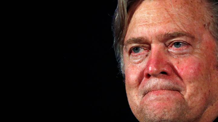 Steve Bannon, former adviser to President Trump, charged with fraud over Mexico wall fundraiser