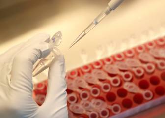 How many vaccines could fail according to federal advisers?