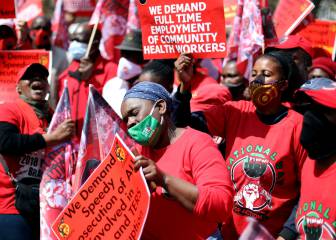 South African health workers protest and threaten to strike