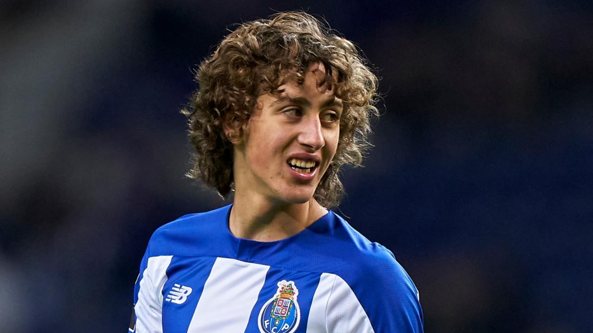 Wolves Sign Porto S Fabio Silva In Reported 40m Deal As Com