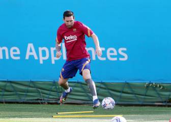 Leo Messi back in the Camp Nou fold