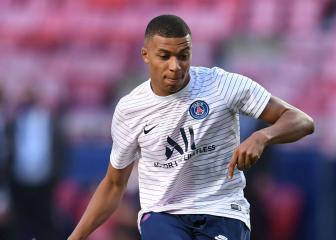 Mbappé trains alone again but has Nice plans with Neymar out