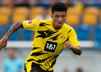 Neville hits out at Manchester United's transfer 