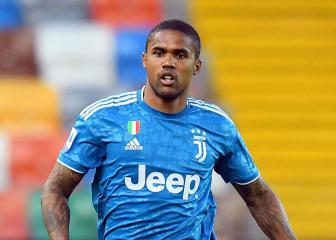 Douglas Costa joins Bayern on loan from Juventus