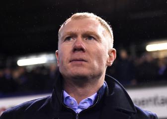 Man Utd legend Scholes handed Salford City reins