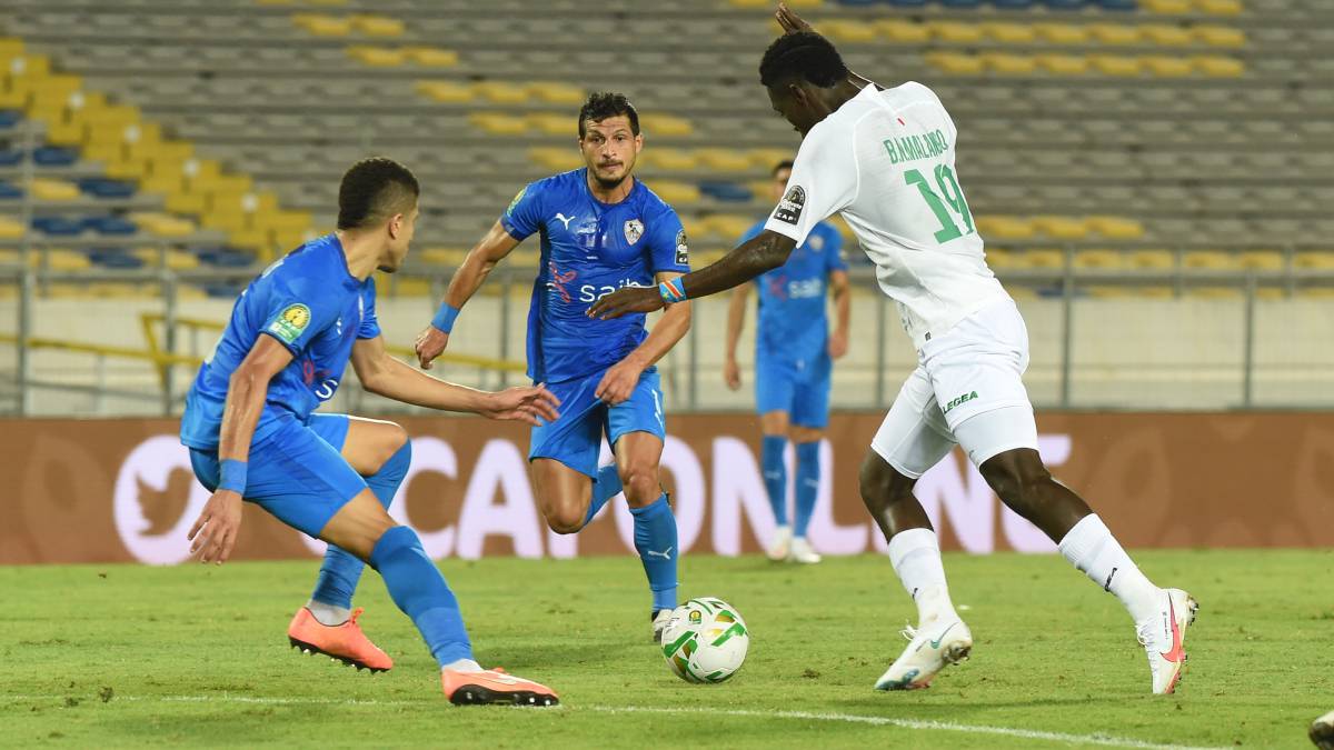 Raja Postpone Flight To Cairo Due To Covid 19 Infections Among Players As Com