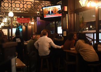 The UK goes back into lockdown as covid-19 cases rise