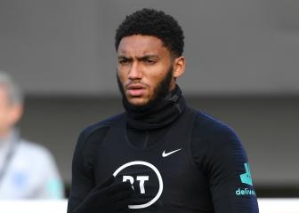 Liverpool defender Gomez out long-term after knee surgery