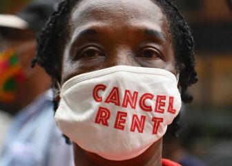 Which states still pay $300 extra unemployment benefits?
