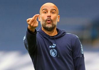 Pep Guardiola extends Man City contract through to 2023