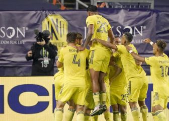 Nashville: first debuting franchise to win playoff game since 1998