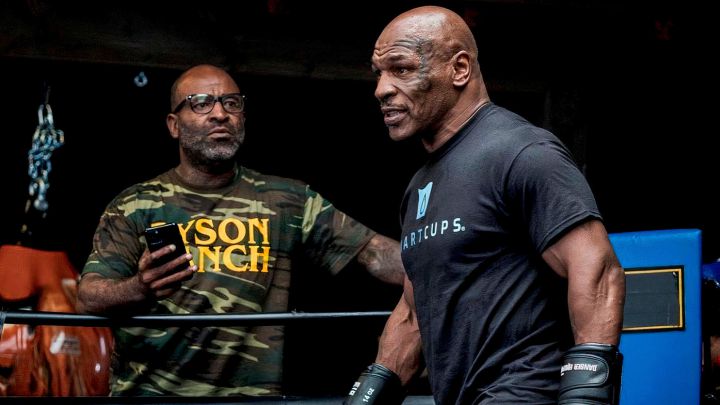 Mike Tyson Vs Roy Jones Jr Preview And Predictions As Com