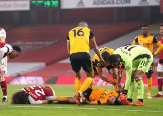 Premier League clubs agree to concussion substitutions