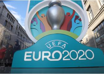 UEFA commits to 12 host cities for Euro 2020