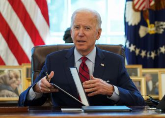 Progressive lawmakers pressure Biden for recurring stimulus payments