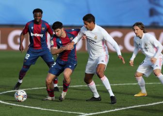 Levante stun 10-man Madrid