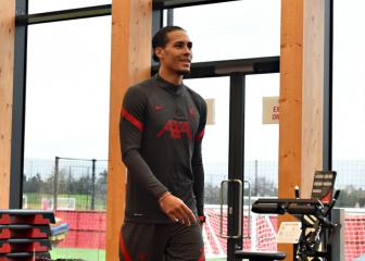 Liverpool need a miracle to have Van Dijk back this season - Klopp