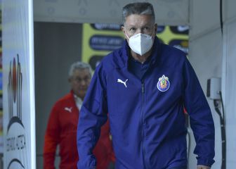 Ricardo Peláez denies crisis at Chivas despite latest results
