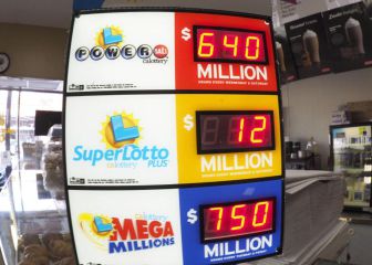 What are the Powerball prizes?