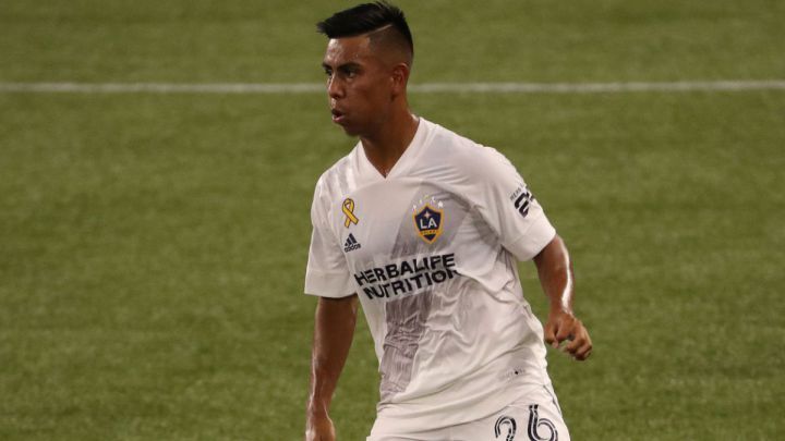 Efrain Alvarez Left Out Of Us Olympic Soccer Squad As Com