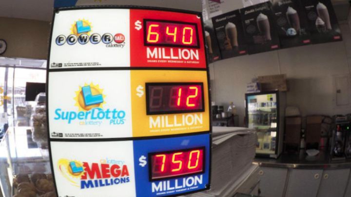 Is Powerball or Mega Millions better? Prizes & odds - AS.com