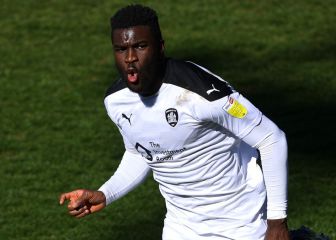 Daryl Dike nets brace in Barnsley's victory against Luton