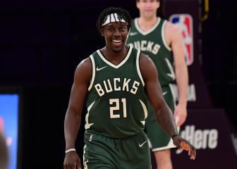 NBA who's hot, who's not: Holiday nets big Bucks extension