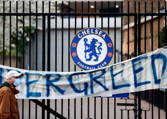 Players & fans hail 'great day for football' as Super League unravels