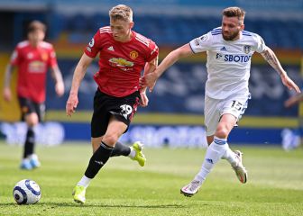 United held at Leeds but maintain unbeaten away record