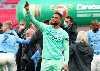 Steffen becomes fourth USMNT player to win League Cup