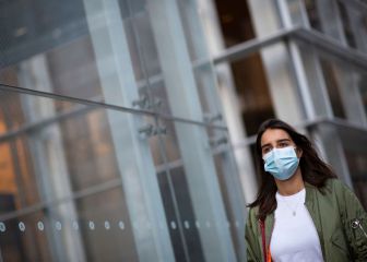 Even as covid cases and hospitalizations rise in some states, masks remain a political question