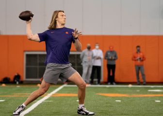 Who is Trevor Lawrence, the QB picked by the Jaguars in the NFL Draft 2021?