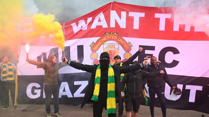 Man Utd vs Liverpool postponed after protestors storm Old Trafford