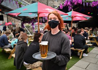 Can you drink alcohol before getting the covid-19 vaccine?