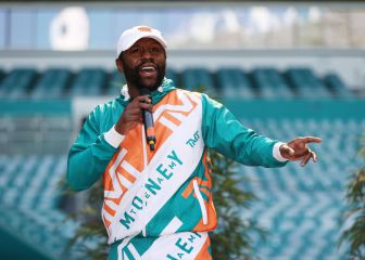 Floyd Mayweather fires back at Canelo Alvarez's latest comments