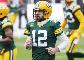 Packers star Adams suggests future linked to Rodgers stay